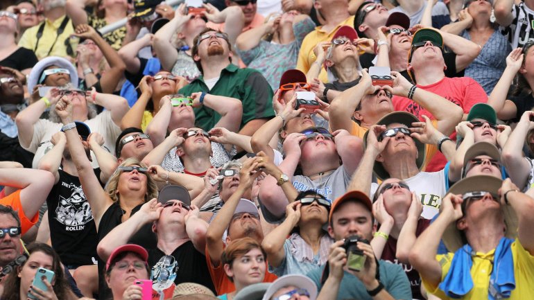 The Solar Eclipse, in pictures