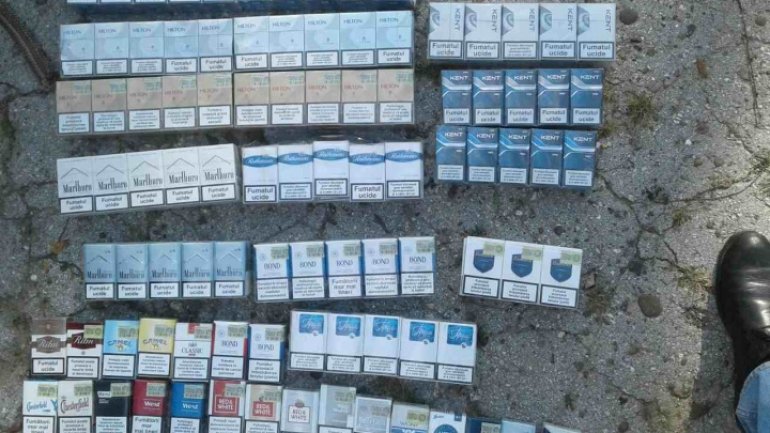 Cigarettes smuggling: Teen boy was detained by border police (photos)