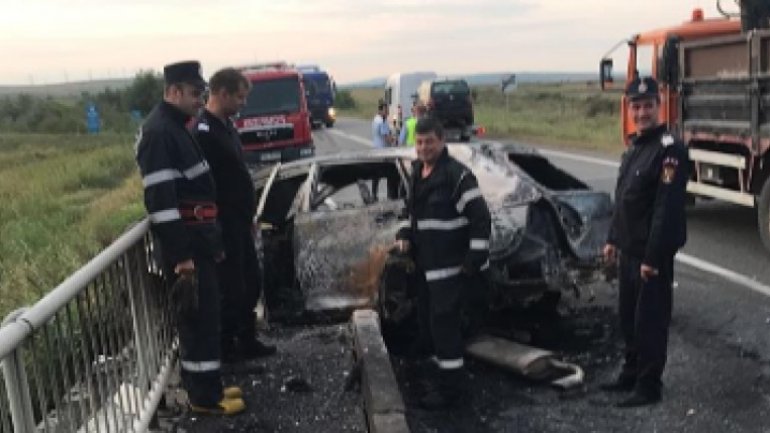 Moldovan's car got burnt after crash in Romania, exist victims 