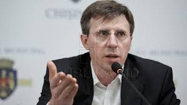 Unusual gift for Dorin Chirtoaca. Street where sewage plant is located could be renamed (VIDEO)