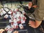 17,000 cigarettes hidden in car reservoir by two Moldovans caught at Iași customs 