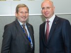 Pavel Filip engaged in discussion with Johannes Hahn at UN General Assembly