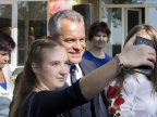 Vlad Plahotniuc visited his old school in Grozeşti village (Photo)