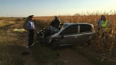Moldovan family after car crash in Romania: one dead, three injured