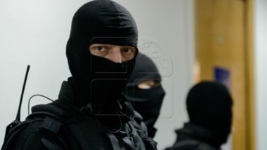 Young man detained by Anticorruption officers on suspicion of influence peddling in Cantemir 