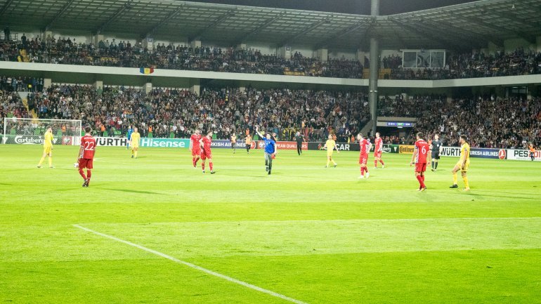 Moldovan showed off his sport spirit right in football game Moldova - Wales 