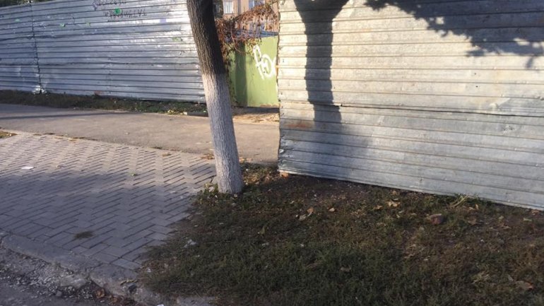 Constructions took over a pavement leaving residents to walk on streets