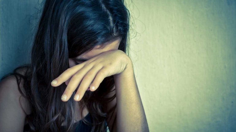 Raped Donduşeni. 13-year-old girl violated by another 16-year-old minor