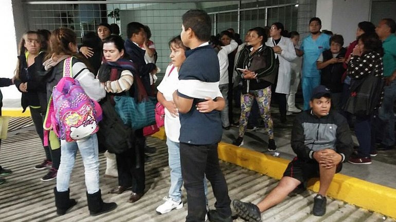 At least 5 dead, including children after earthquake in Mexico 