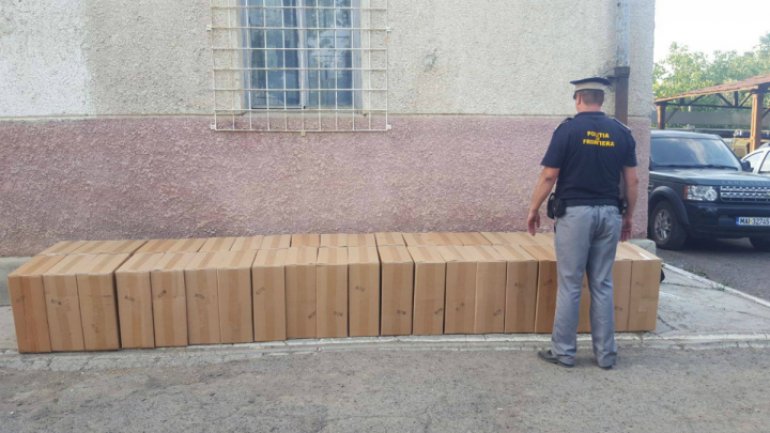 20,000 cigarettes bags from Moldova, confiscated by Botoşani border police 