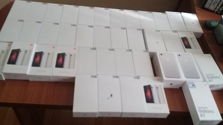 39 Smartphones smuggle attempt stopped at Palanca customs