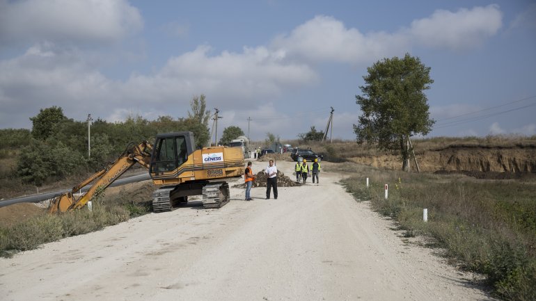 Road to Ţâpova Monastery to be ready by the end of 2018 (PHOTOREPORT)