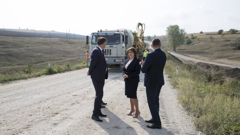 Road to Ţâpova Monastery to be ready by the end of 2018 (PHOTOREPORT)