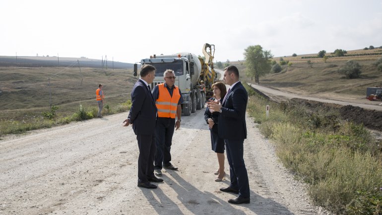 Road to Ţâpova Monastery to be ready by the end of 2018 (PHOTOREPORT)