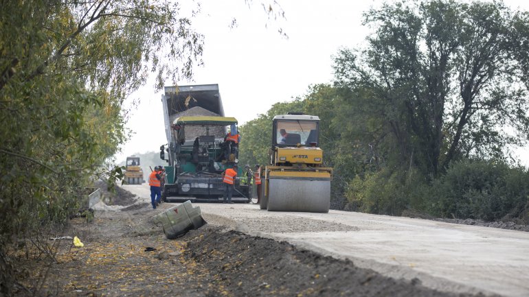 Road to Ţâpova Monastery to be ready by the end of 2018 (PHOTOREPORT)