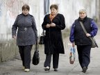 Women from Moldova: working more, yet paid less 