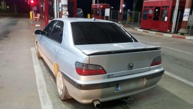 Moldovan caught at Sculeni custom post with a stolen car