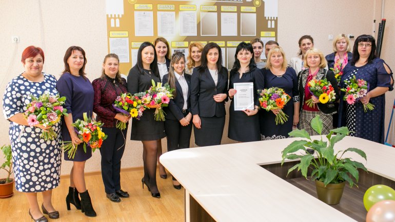 First pedagogue wins title 'beloved teacher' in contest organized by Vlad Plahotniuc's Edelweiss (Photo)