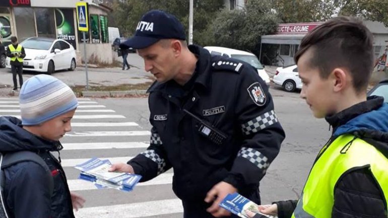 Young pedestrians temporarily became Patrol Officers (Photo)