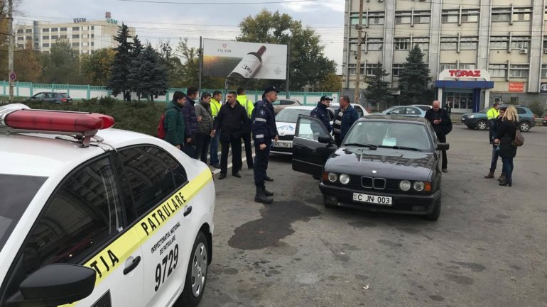 Unauthorized taxis services investigated all over Chisinau