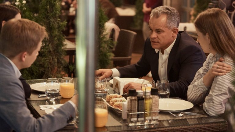 Vlad Plahotniuc has met with three winners of Edelweiss Foundation's scholarship