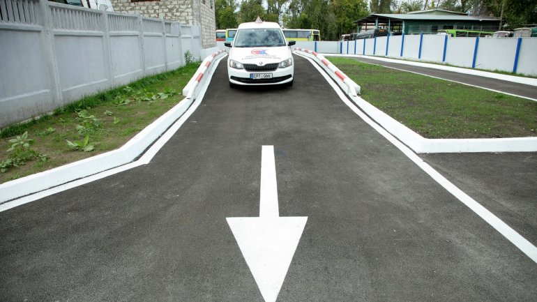 European conditions for driving license exam the future drivers. Another modern polygon in capital (Photo)