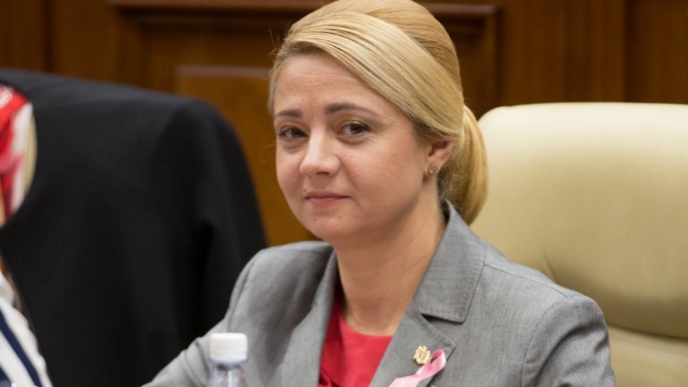 Women from Parliament unite to raise Breast Cancer Awareness