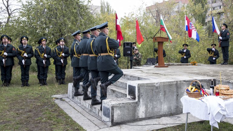 Romanian Armed Forces Day celebrated in Chisinau (PHOTOREPORT)