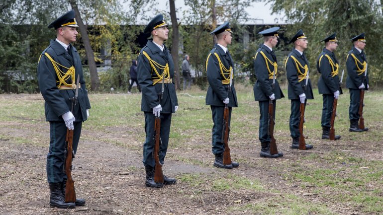 Romanian Armed Forces Day celebrated in Chisinau (PHOTOREPORT)