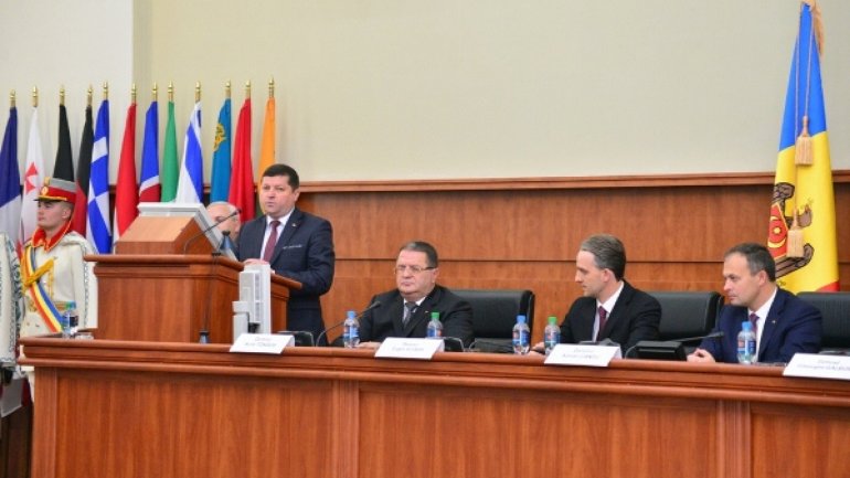 Moldova puts end to crisis. New Defense Minister of Moldova pledged to bring changes