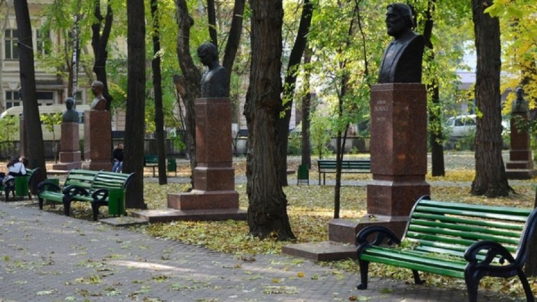 Ștefan cel Mare și Sfânt park to remain without stands