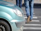 The only one hero in this pedestrian's soul. How drivers abide by road signs (video)