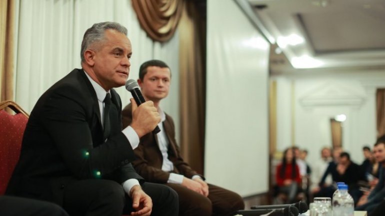 Plahotniuc's encouraging messages to 300 new members of Youth Organization 