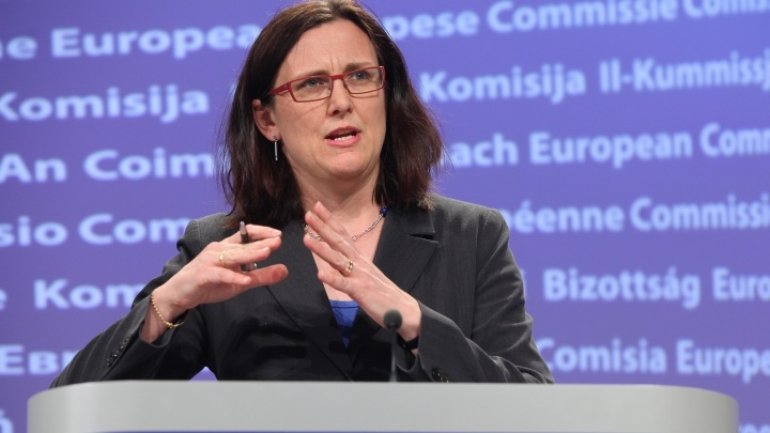 EU Trade Commissioner: Businessmen need to be informed risks, chances to enter European markets