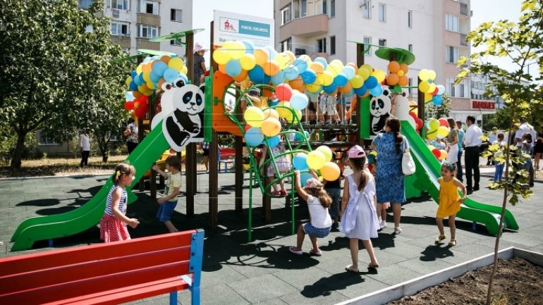 PDM deputies closer to children, playground was inaugurated by them in Balti 