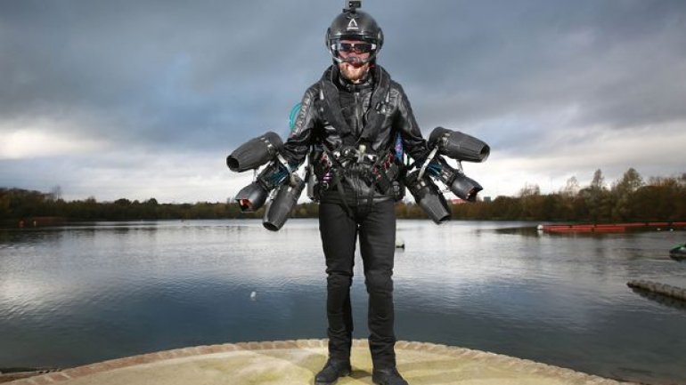 Real-Life Iron Man suit took flight and broke world record