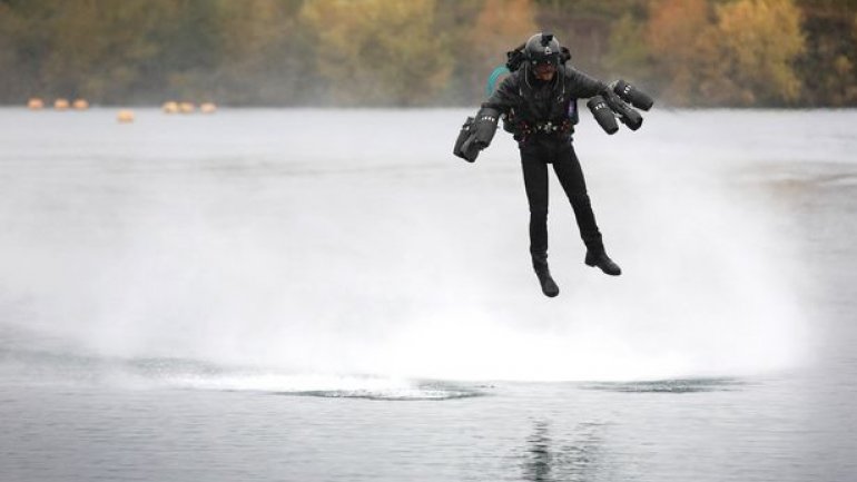 Real-Life Iron Man suit took flight and broke world record