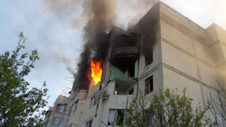 Apartment block from Cantemir, destroyed by explosion in 2015, to be renovated and offered for young specialists