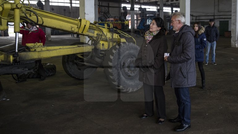 Interim Mayor Silvia Radu pledged to tackle Exdrupo's outdated cars to face incoming winter (PHOTOREPORT)