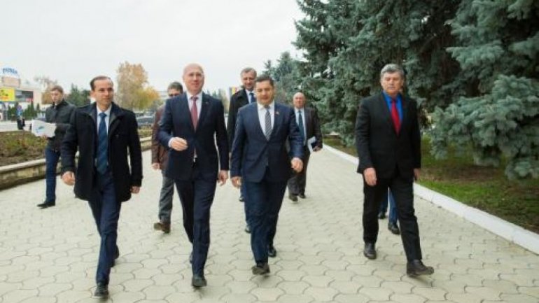 Pavel Filip and Cahul authorities discuss Government Reforms 