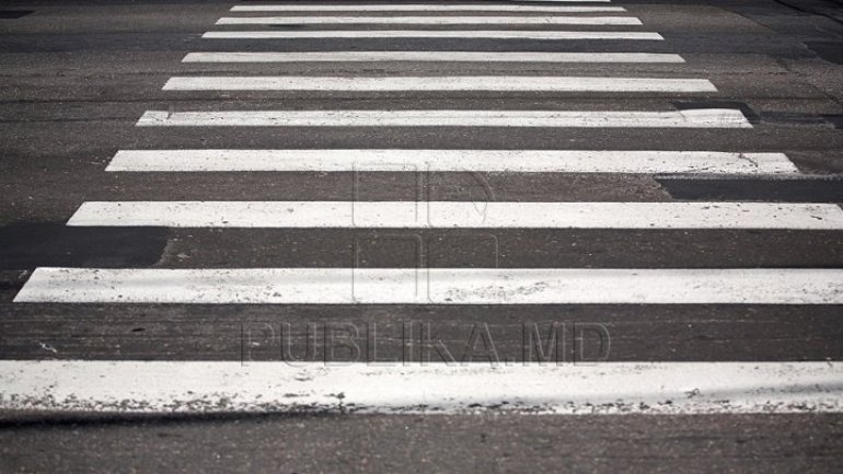 Man died after crossing street illegally 
