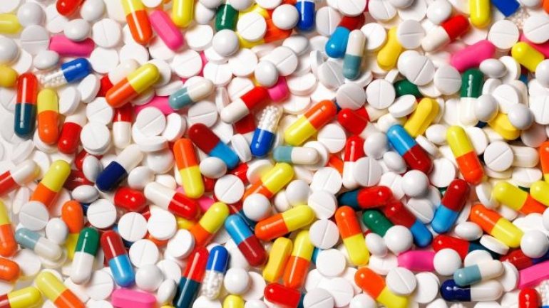 Pharmacists fined over 100 thousand lei as selling antibiotics without prescription 