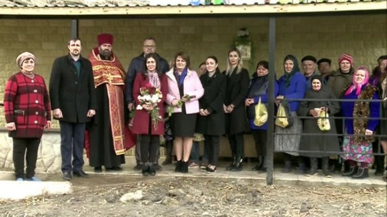 Edelweiss foundation supported renovation of a fountain in Meseni village