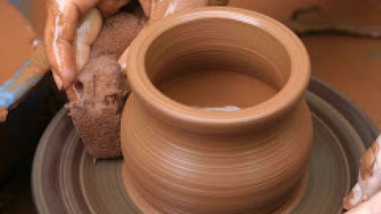 Moldova's potters conquering fame in international markets 