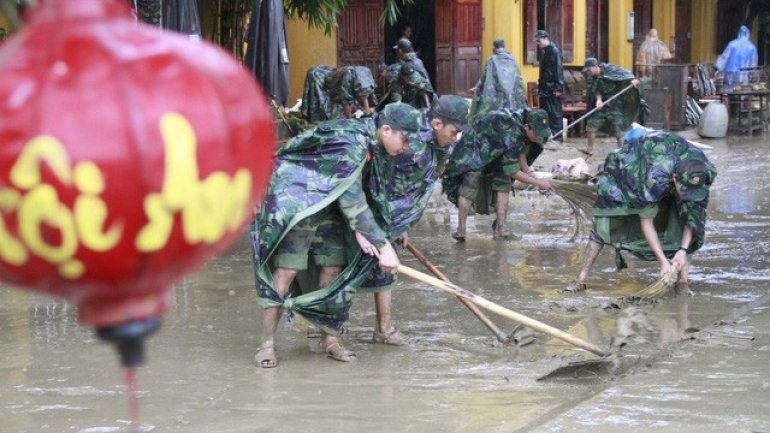 Vietnam typhoon wreaks havoc, raises death toll to 61 amid APEC summit (Photos/video)