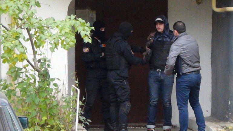 Massive Drug Operation: 71 searches with 19 arrested so far