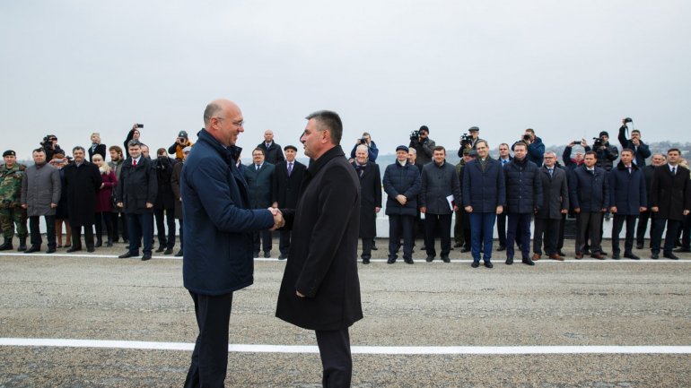 Dniester bridge reopened after a 25 year break