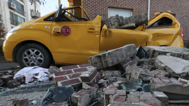 5.4 magnitude earthquake hits South Korea. No casualties reported