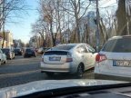 Capital street blocked by two careless drivers 