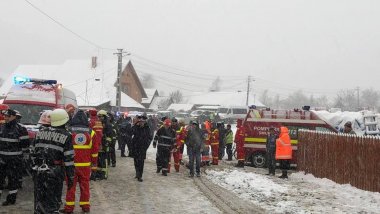 Warning gruesome images. New pictures of minibus accident from Romania